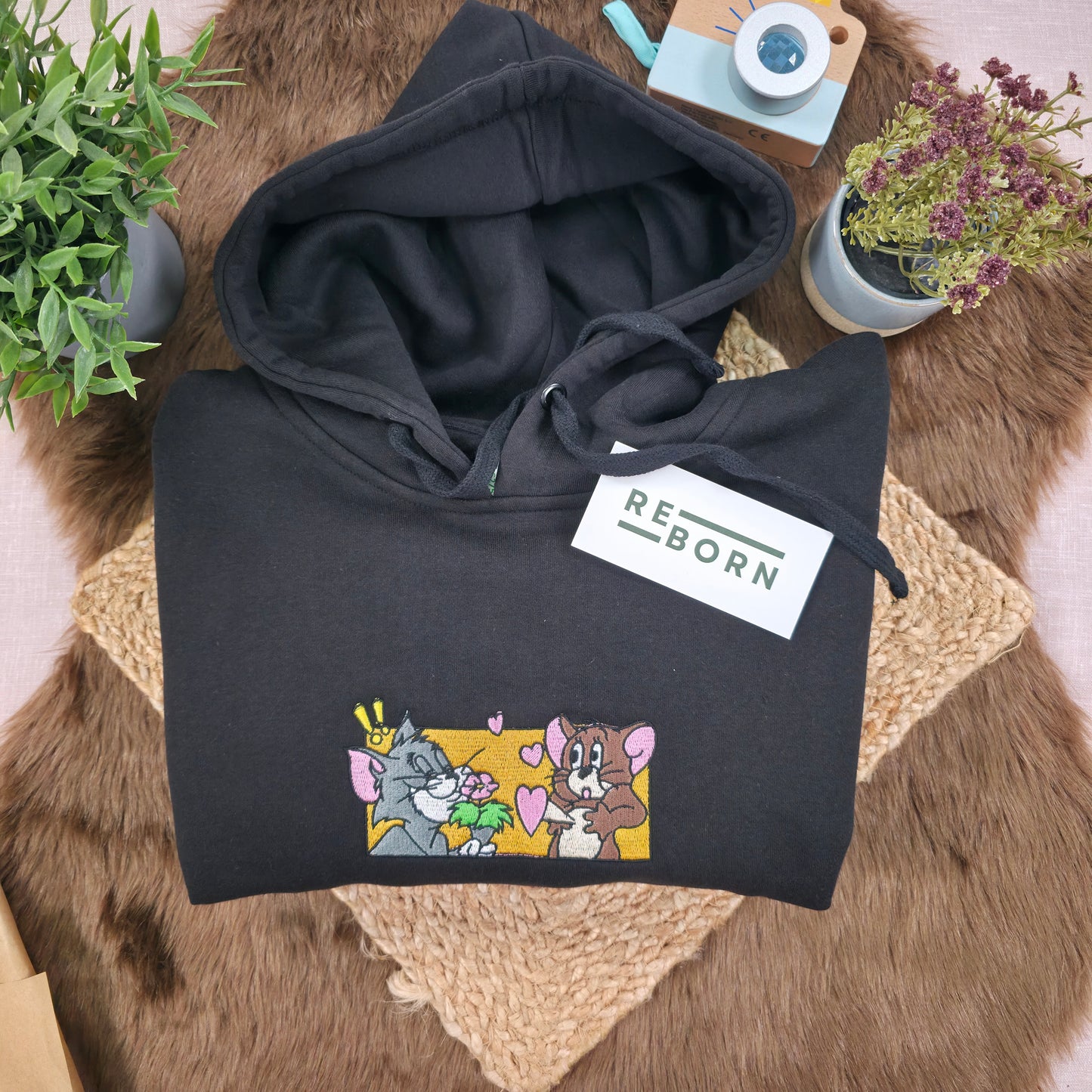 Tom & Jerry Love embroidery