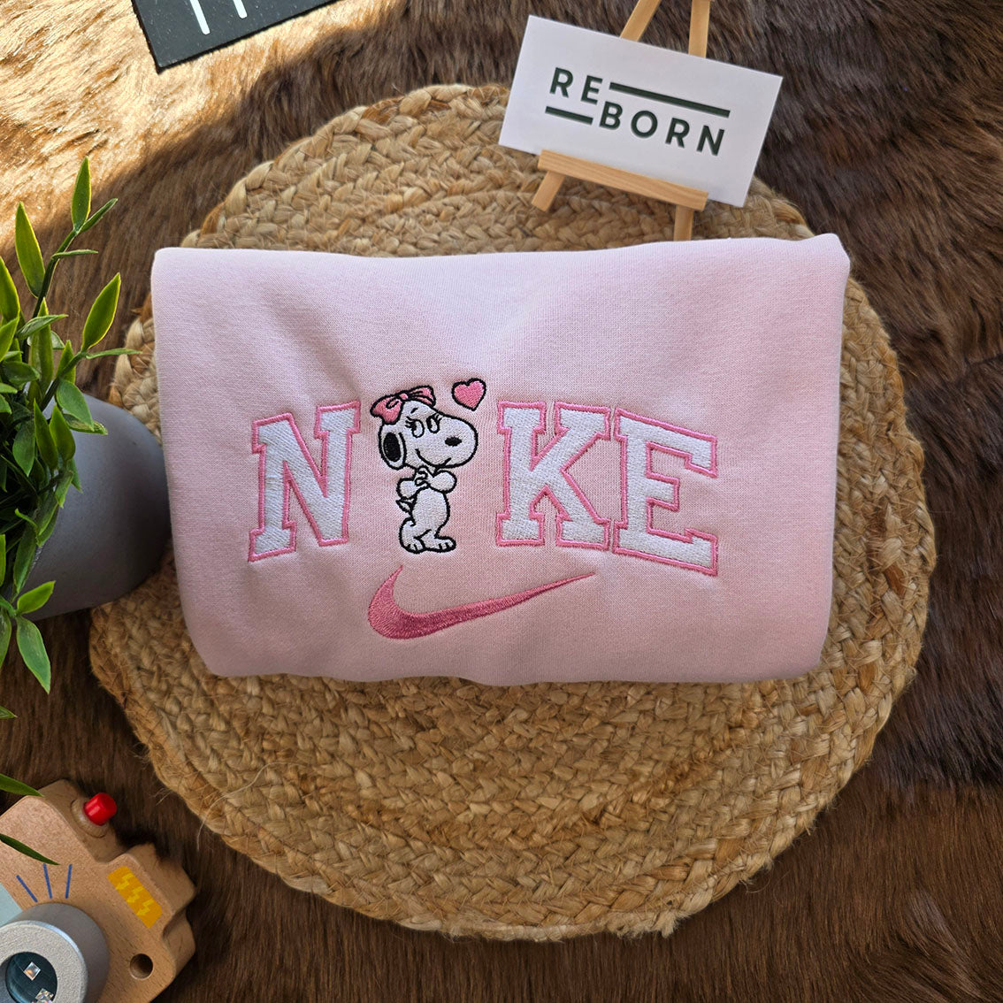 Fifi embroidery