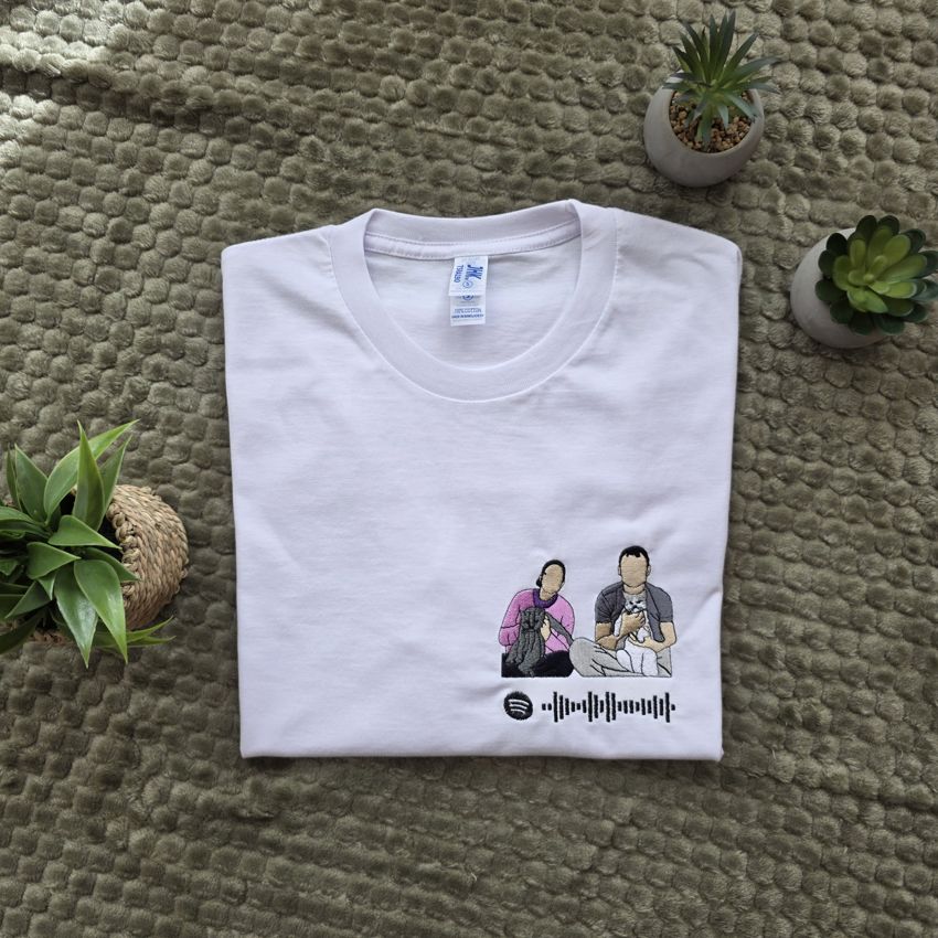 Camiseta retrato + código Spotify