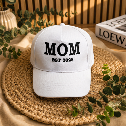 Gorra MOM / DAD con año